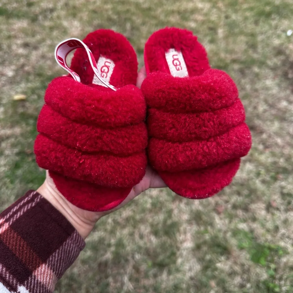 Toddler Ugg slippers with strap